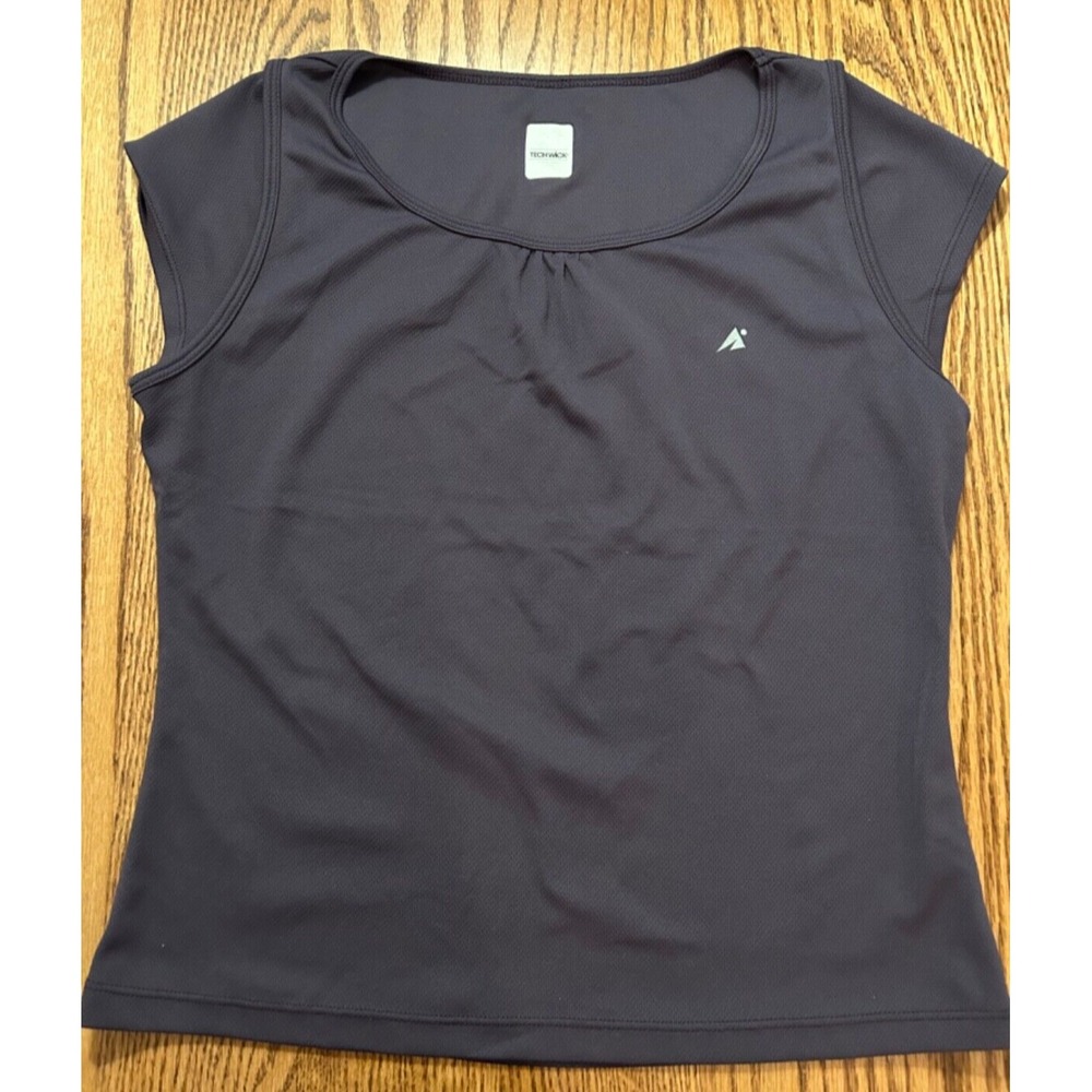 Tech Wick Sports Women's  Short Sleeves Top size M Dark Purple
